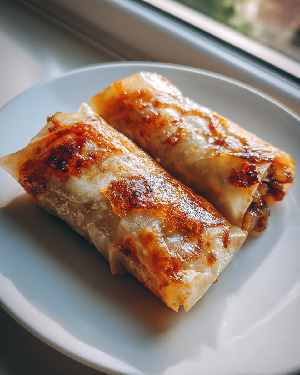 Baked Apple Pie Rice Paper Rolls - detail 1
