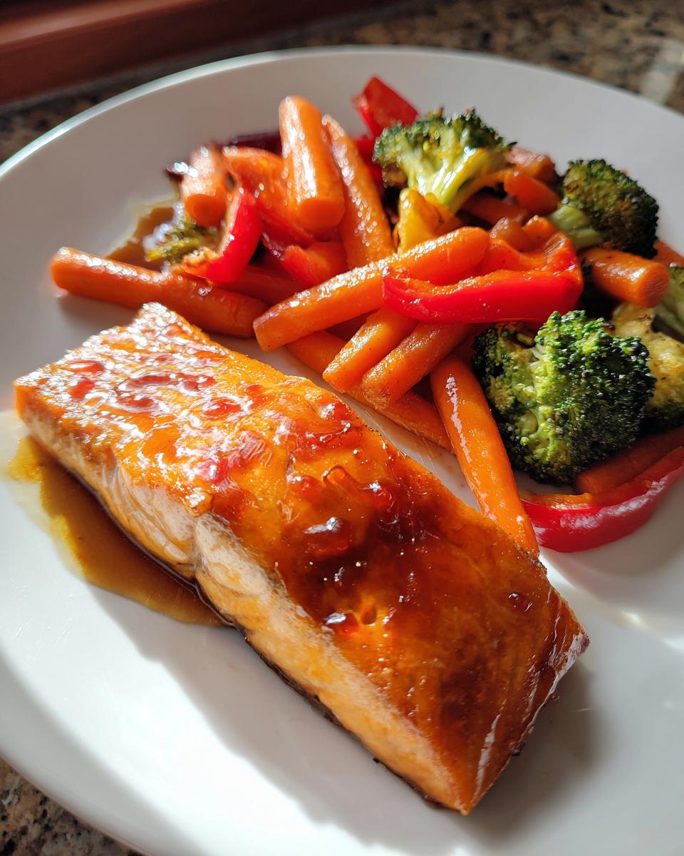 Maple Glazed Salmon with Roasted Vegetables - detail 2